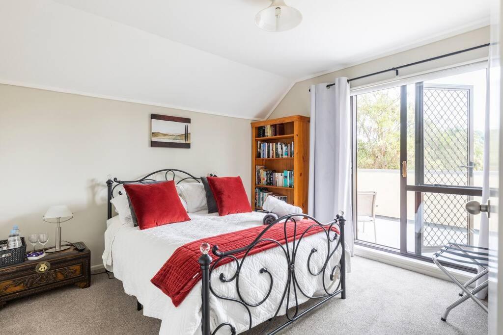 Ferienwohnung Quiet And Cosy Waikanae Exterior foto