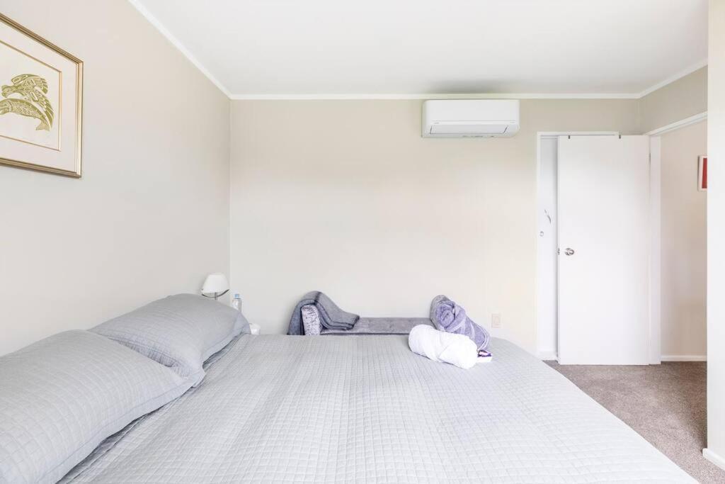 Ferienwohnung Quiet And Cosy Waikanae Exterior foto